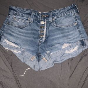 Free people light wash Jean shorts